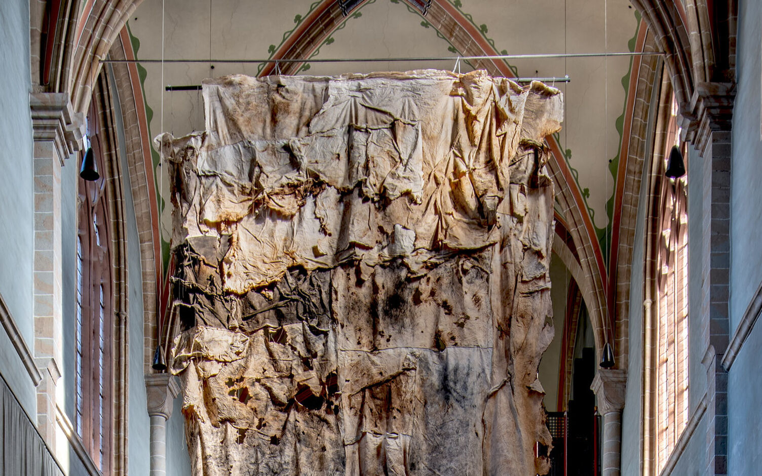 TRACES OF FIRE / SPUREN DES FEUERS