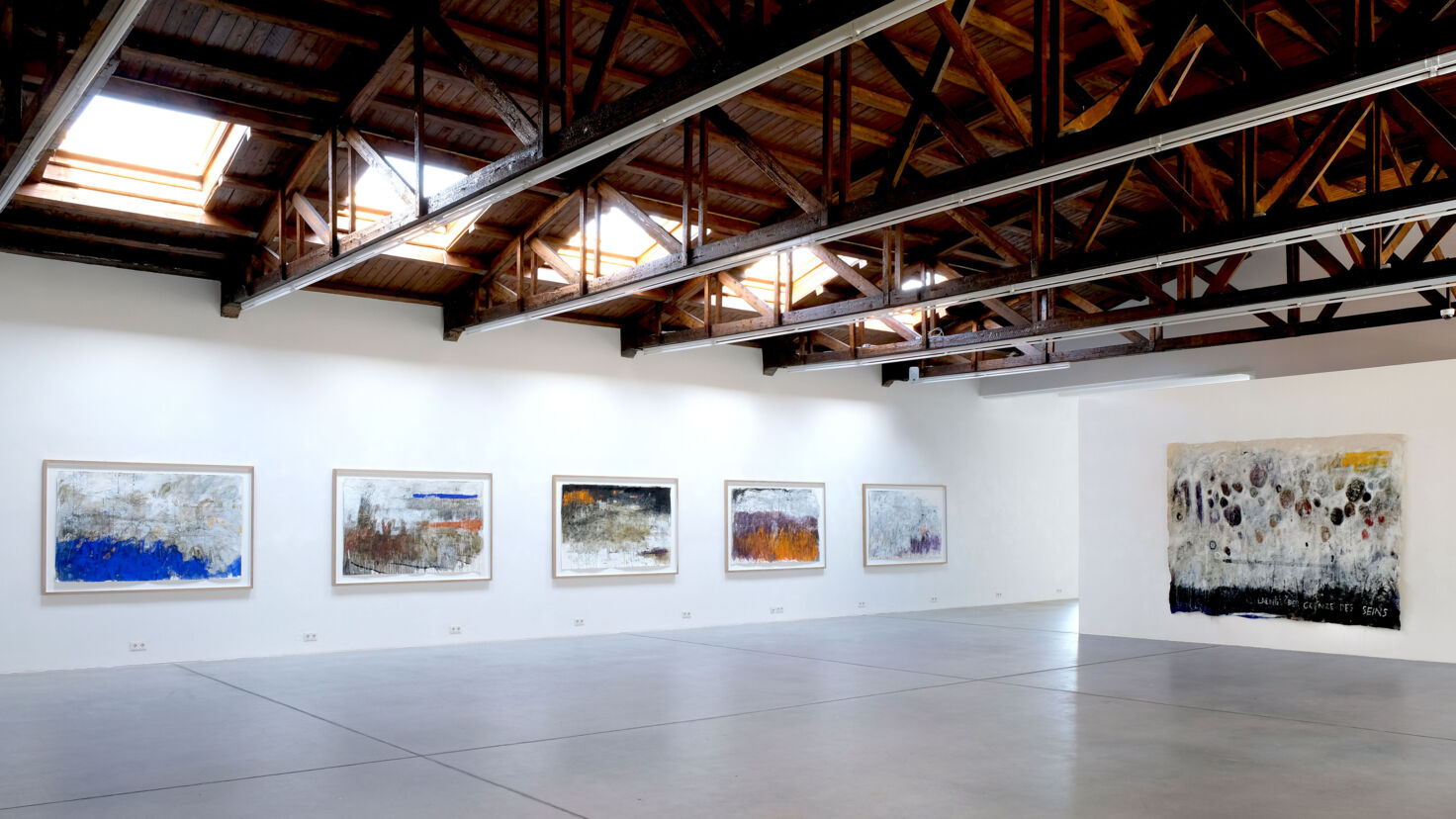 Ausstellungsraeume mit Bildern von Jakob Kirchmayr